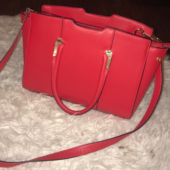 Red satchel - Picture 4 of 4